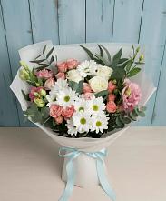 Букет цветов из:  Розы, Лизиантусы и Хризантемы в Хатассах