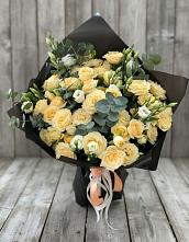 Букет цветов из:  Розы и Лизиантусы #REPLACE_PRED# Хатассах