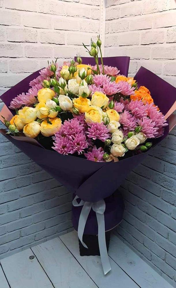 Букет цветов из: Хризантемы и Розы в Хатассах