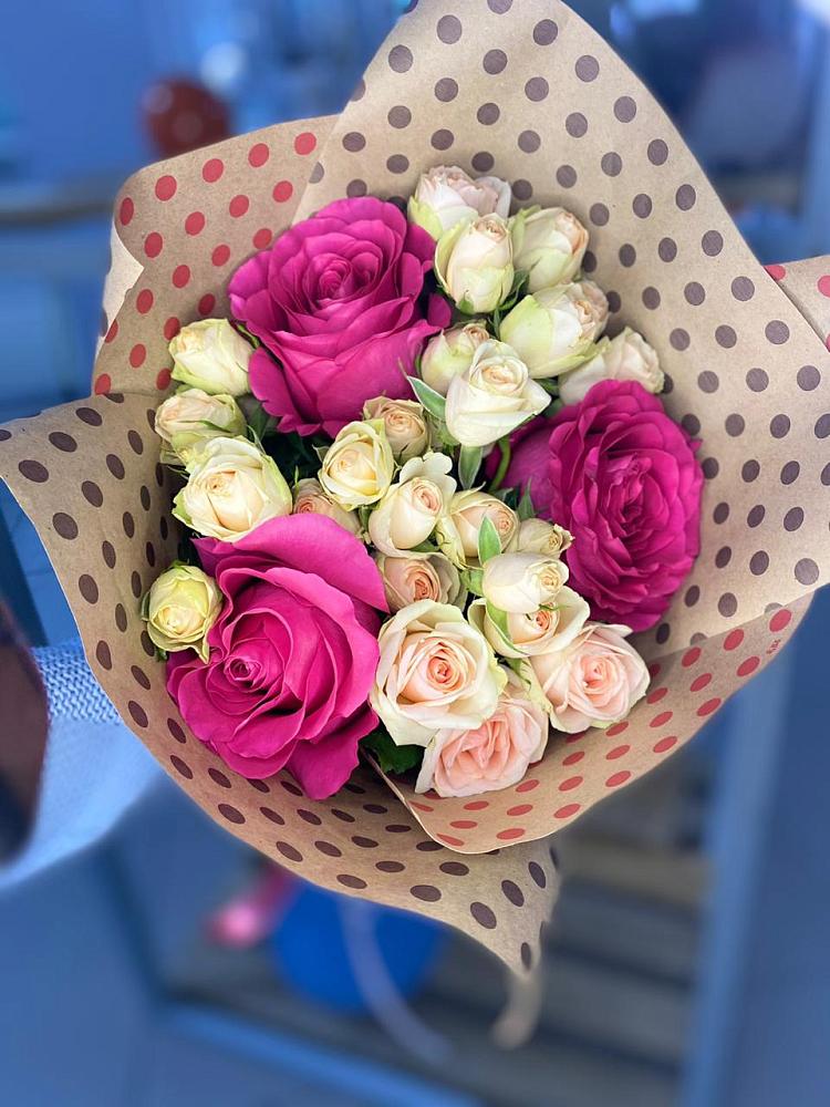 Букет цветов из: Розы в Хатассах