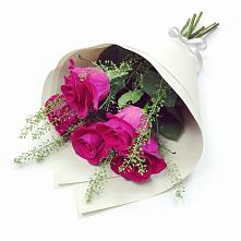 Букет цветов из:  Розы в Хатассах
