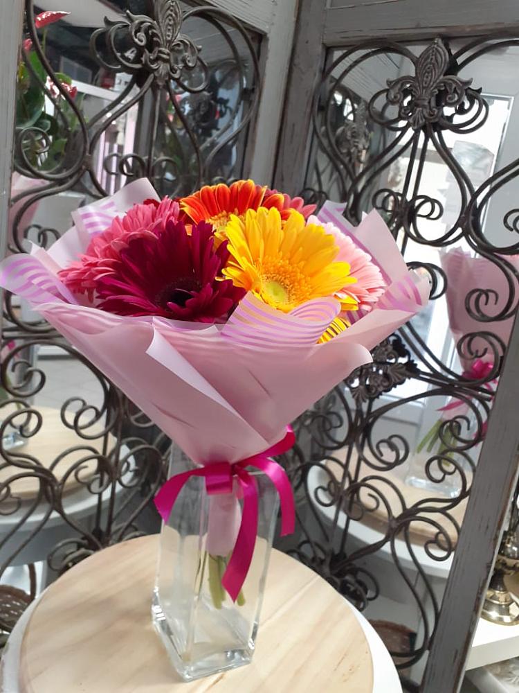 Букет цветов из: Герберы в Хатассах