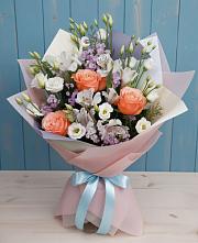 Букет цветов из:  Лизиантусы, Розы, Альстромерии и Гипсофила в Хатассах