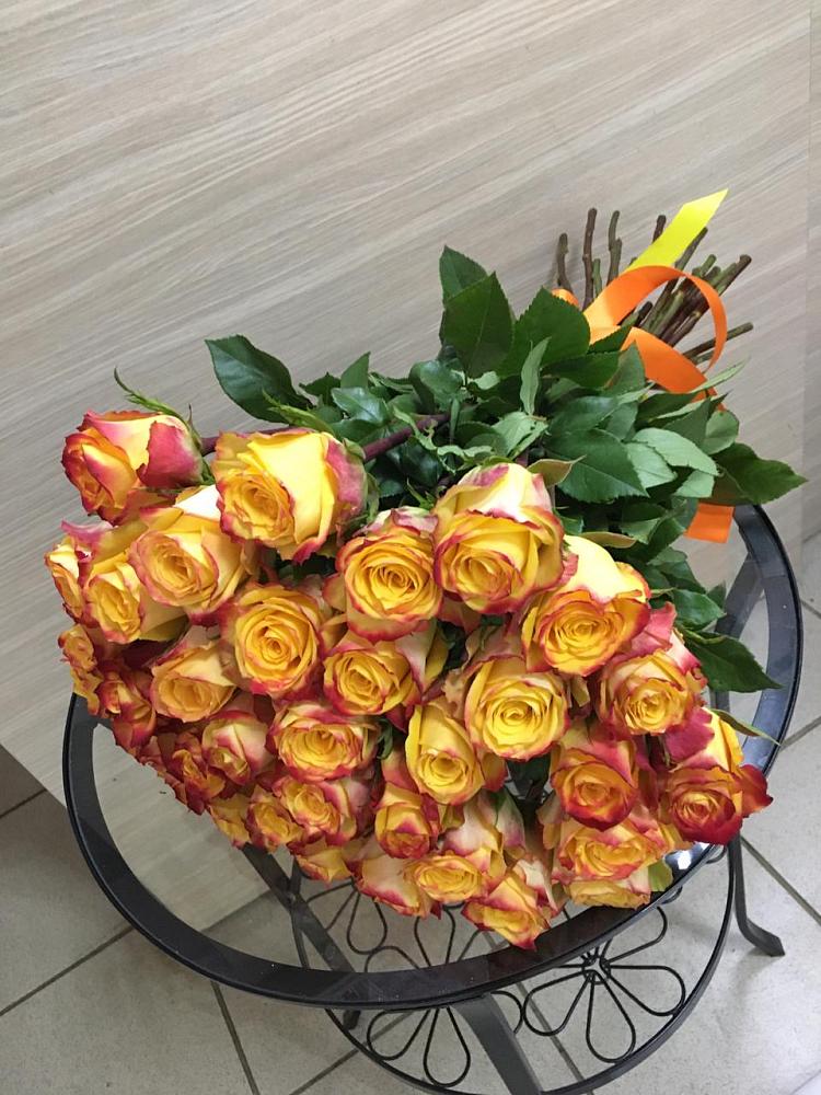 Букет Желтые розы в Хатассах