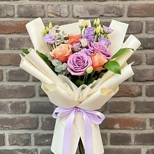 Букет цветов из:  Лизиантусы и Розы #REPLACE_PRED# Хатассах