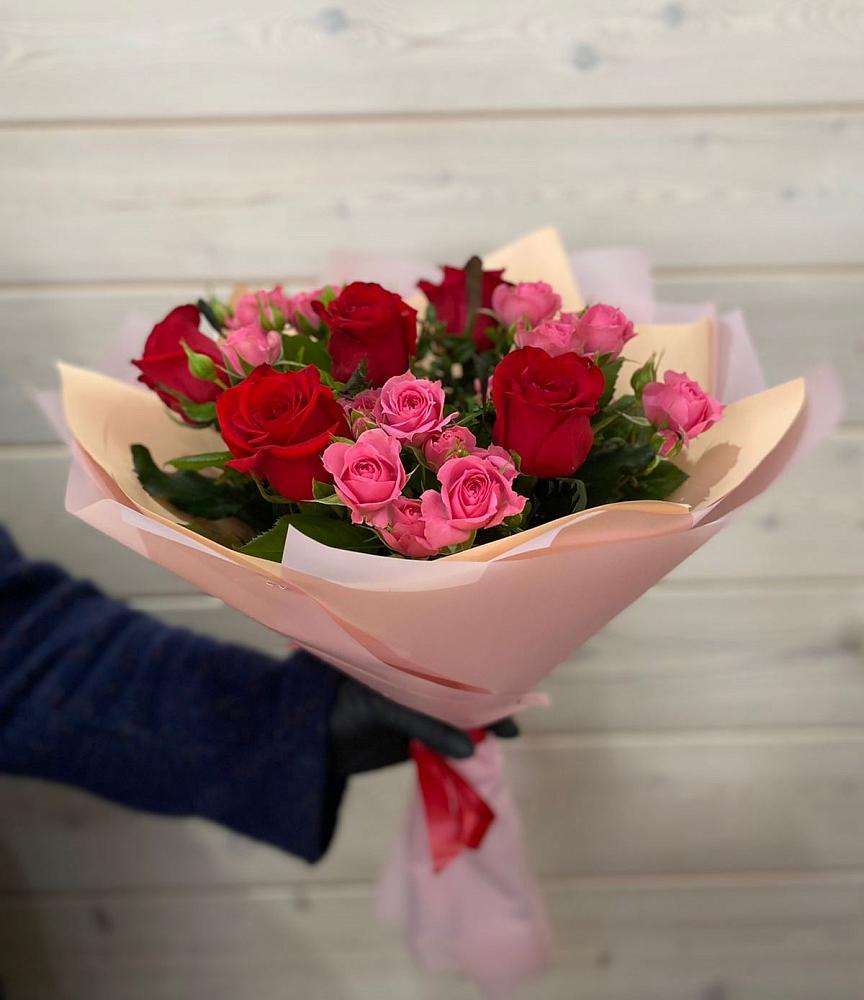 Букет цветов из: Розы в Хатассах