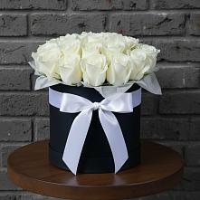 Цветочная композиция из Розы в шляпной коробке #REPLACE_PRED# Хатассах